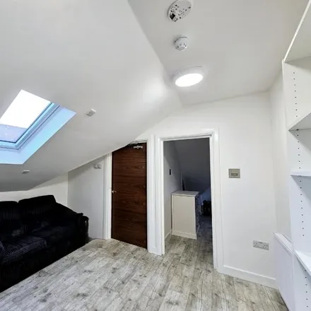 Image 1 - Cleveley Close, Woolwich Road, London, SE7 8FQ, United Kingdom - Apartment for rent