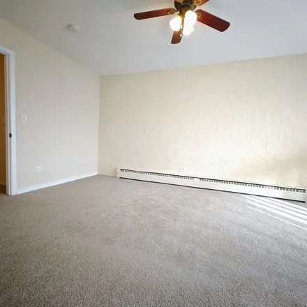 Image 3 - 1294 Washington Street, Des Plaines, IL 60016, USA - Apartment for rent