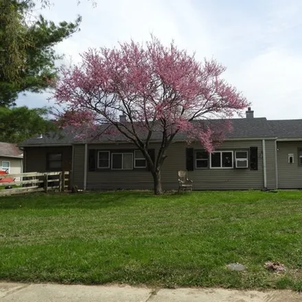 Buy this studio house on 6137 Nimitz Drive in Indianapolis, IN 46219