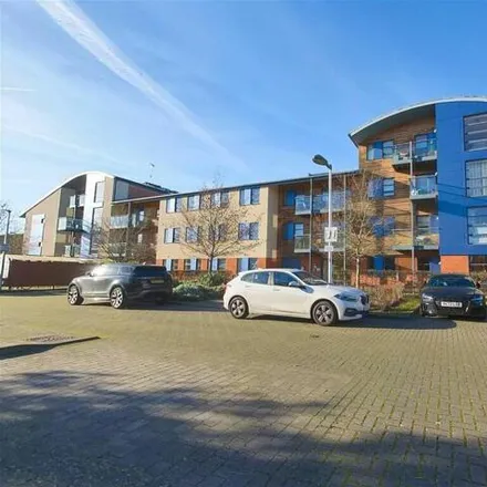 Buy this 1 bed apartment on unnamed road in Chertsey, KT16 9GF