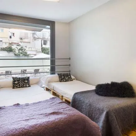 Image 7 - Carrer de Montmany, 22, 08012 Barcelona, Spain - Apartment for rent