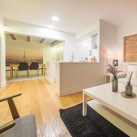 Rent this 2 bed apartment on Carrer del Paradís in 14, 08002 Barcelona