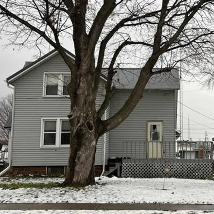 Buy this 3 bed house on 112 East Hamilton Street in New Hampton, IA 50659