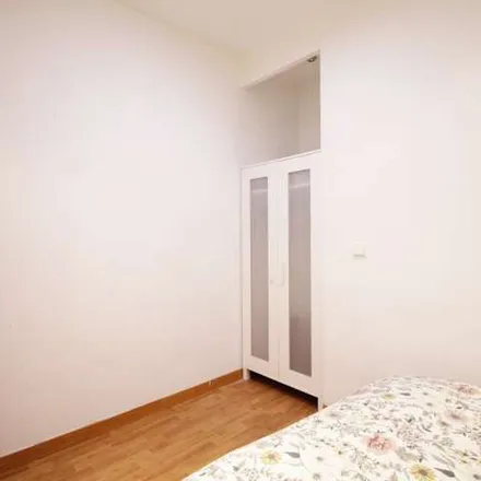 Rent this 2 bed apartment on Madrid in Calle de Luis Vélez de Guevara, 16