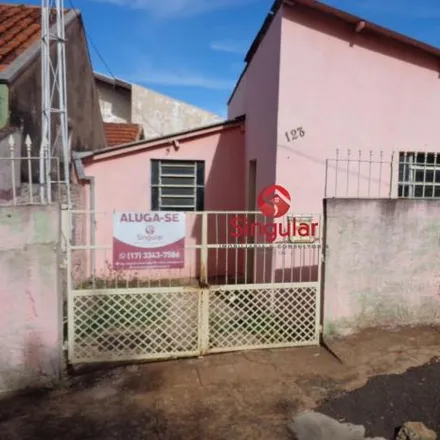 Rent this 1 bed house on Rua Major Eduardo Pereira in Jardim de Lúcia, Bebedouro - SP