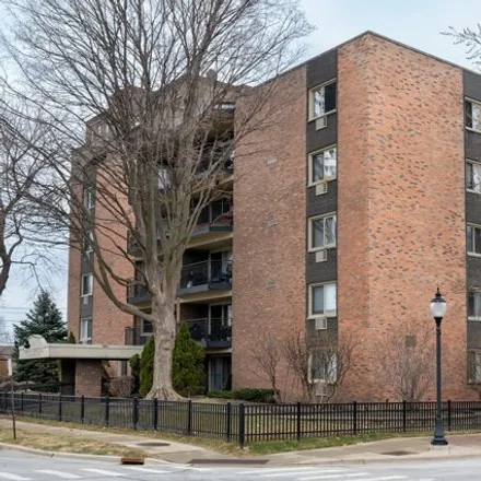 Image 2 - 47 North Chestnut Avenue, Arlington Heights, IL 60005, USA - Condo for rent