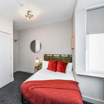 Image 3 - Carlton Street, Stretton, DE13 0TE, United Kingdom - Room for rent