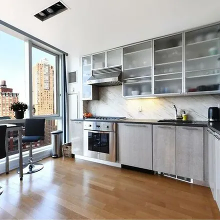 Image 3 - 200 Chambers Street, New York, NY 10007, USA - Apartment for rent