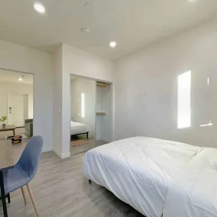 Image 3 - Hollywood Stay, 1724 Arapahoe Street, Los Angeles, CA 90006, USA - Apartment for rent