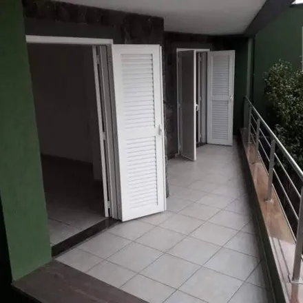 Buy this 3 bed house on Rua Ernesta Lorencini de Moraes in Parque Centenário, Jundiaí - SP