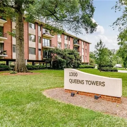 Image 1 - Queens Towers, Queens Road, Charlotte, NC 28294, USA - Condo for sale