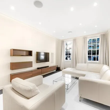 Rent this 4 bed apartment on Coleherne Court in Earl's Court Road, London