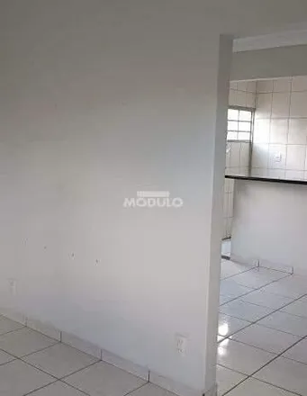 Rent this 3 bed house on Rua das Juritis in Cidade Jardim, Uberlândia - MG