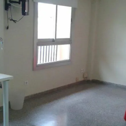Image 4 - Avinguda del Primat Reig, 151, 46020 Valencia, Spain - Apartment for rent