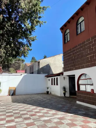 Buy this studio apartment on Calle Paseo De Los Cedros in San Salvador Tizatlalli, 16600 Metepec
