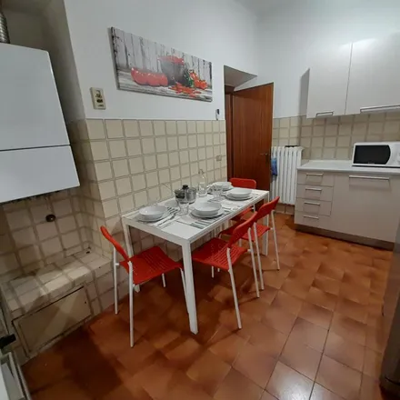 Rent this 4 bed apartment on Via dei Pandolfini in 4 R, 50122 Florence FI