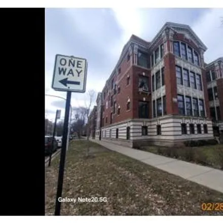 Buy this 3 bed condo on 5148-5152 South Drexel Avenue in Chicago, IL 60615