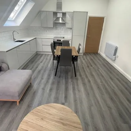 Rent this 2 bed apartment on Ashford Road in Manchester, M20 3EH
