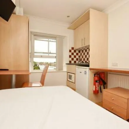 Rent this studio apartment on 14 Talbot Road in London, W2 5LH