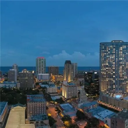 Image 1 - WFTI-FM (Saint Petersburg), 4th Street South, Saint Petersburg, FL 33705, USA - Condo for sale