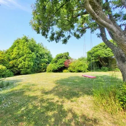 Image 4 - Long Meadow, Worthing, BN14 0HU, United Kingdom - House for sale
