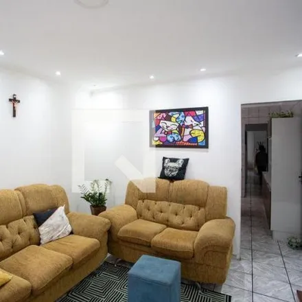 Buy this 2 bed house on Rua Itaguaré in Centro, Diadema - SP