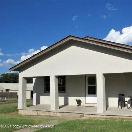 Buy this 3 bed house on 603 Locust Street in Canadian, TX 79014
