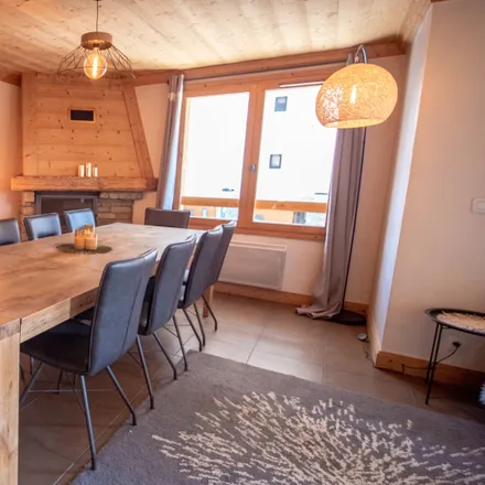 Buy this 5 bed apartment on 73440 Val Thorens