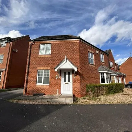 Buy this 3 bed house on Main Bright Road in Mansfield Woodhouse, NG19 7GJ