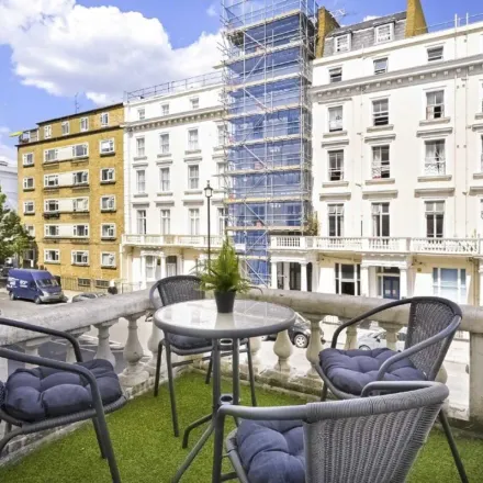 Image 3 - Carlton Hotel, 90 Belgrave Road, London, SW1V 2BJ, United Kingdom - Apartment for rent