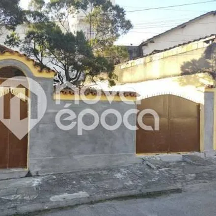 Buy this 2 bed house on Rua Sebastião Pereira in Tomás Coelho, Região Geográfica Intermediária do Rio de Janeiro - RJ