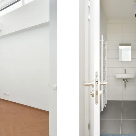 Rent this 1 bed apartment on Janslangstraat 11-1 in 6811 GG Arnhem, Netherlands