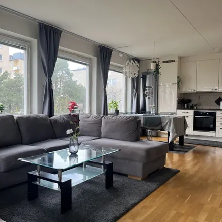 Rent this 3 bed apartment on Siljansvägen 73 in 120 57 Stockholm, Sweden