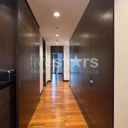 Rent this 4 bed apartment on Royal Residence Park in Soi Ruam Ruedi, Soi Polo