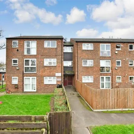 Buy this 1 bed apartment on Pershore Close in London, IG2 6RR