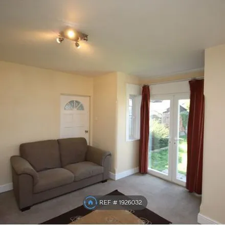 Image 4 - Headswell Avenue, Redhill Drive, Talbot Village, BH10 6AW, United Kingdom - Apartment for rent
