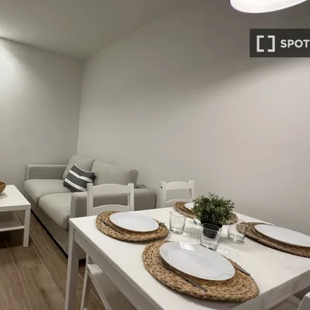 Rent this 3 bed apartment on Parque Automovilístico del Ayuntamiento de Madrid in Paseo de la Chopera, 41