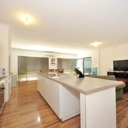 Image 2 - Territory Crescent, Baldivis WA 6171, Australia - Apartment for rent