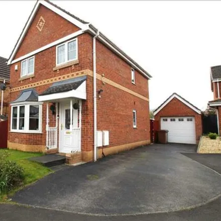 Buy this 3 bed house on Penport Grove in Longton, ST3 2QB