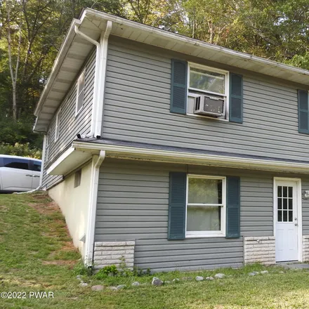 Buy this 4 bed house on 301 Water Street in Milford Township, PA 18337