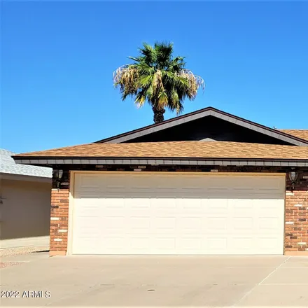 Buy this 3 bed house on 8064 East Navarro Avenue in Mesa, AZ 85209