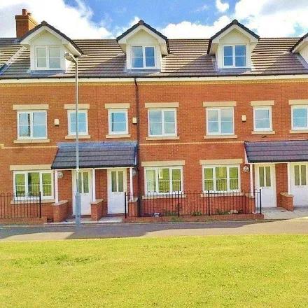 Rent this 3 bed townhouse on Embleton Mews in Seaham, SR7 7NS