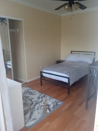 Rent this 1 bed room on 2403 W Verdugo Ave in Burbank, CA 91506