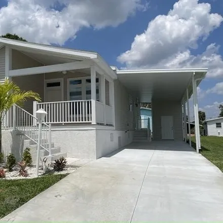Buy this studio apartment on 26 Darby Cay in West Vero Corridor, Indian River County