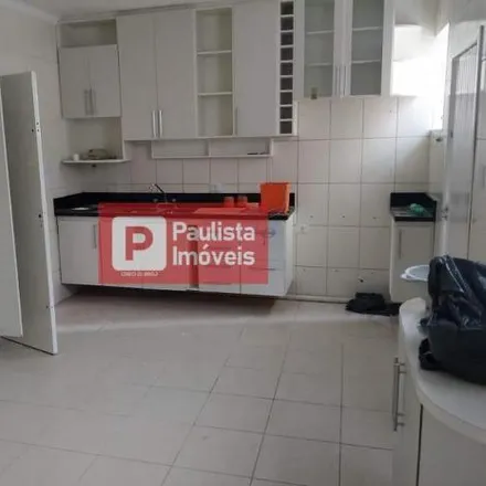 Rent this 3 bed house on Rua André Pinheiro in Santo Amaro, São Paulo - SP