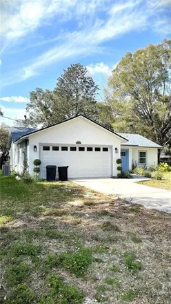 Buy this 3 bed house on 3874 Northeast 22nd Court in Marion County, FL 34479