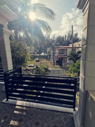 Image 2 - Avenue des Tourtereaux, Flic en Flac 90512, Mauritius - Apartment for rent