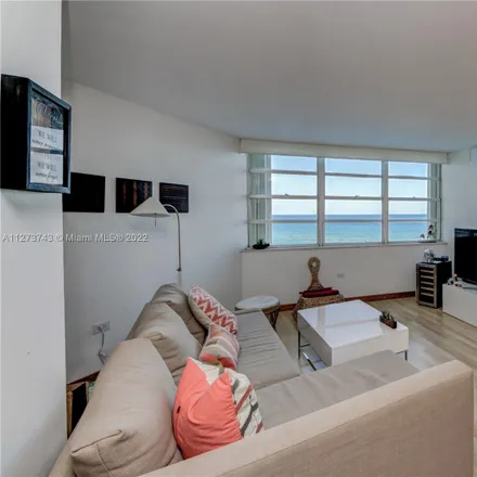 Image 2 - Burleigh House Condominium Inc., 7135 Collins Avenue, Atlantic Heights, Miami Beach, FL 33141, USA - Condo for rent