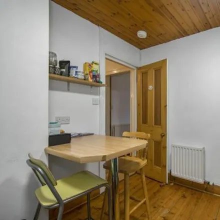 Image 9 - Gosford Place, City of Edinburgh, EH6 4BH, United Kingdom - Apartment for sale