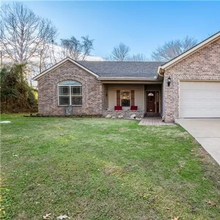 Buy this 3 bed house on 1 Holt Lane in Bella Vista, AR 72715
